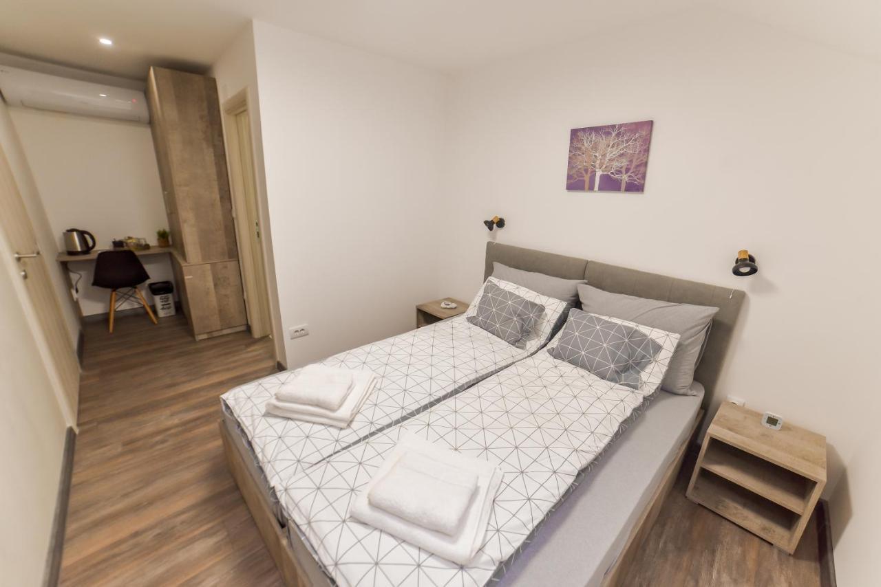 Apartmani Statik Sd 斯梅代雷沃 外观 照片